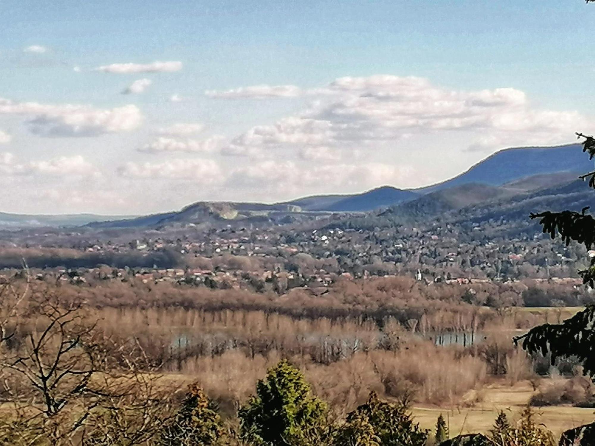 Barkoca Es Szepkilatas Vendeghaz / Cabin Verőcemaros Εξωτερικό φωτογραφία